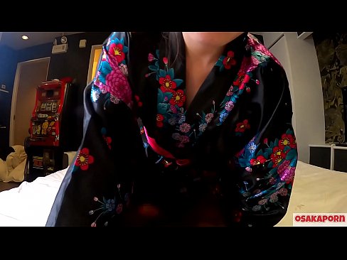 ❤️ Jong cosplay meisje houdt van seks tot orgasme met een squirt in een paardenvrouwtje en een blowjob. Aziatisch meisje met harig kutje en mooie tieten in traditioneel Japans kostuum in amateur video waarin masturbatie met neukspeeltjes wordt getoond. Sakura 3 OSAKAPORN. ☑ Porno fb at us ﹏
