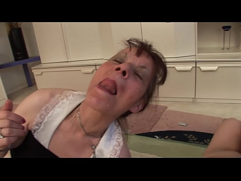 ❤️ Twee oma's en een opa hebben een triootje ☑ Porno fb at us ﹏